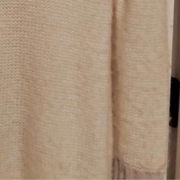 Bella Swan Breaking Dawn ALT Color Billabong Dharma Cardigan - Picture 6 of 15